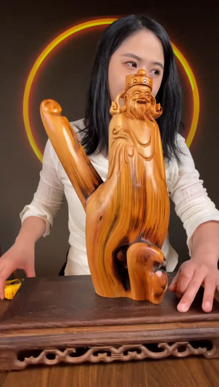 【闪购商品】柏木（崖柏）手工摆件,先抢先得!