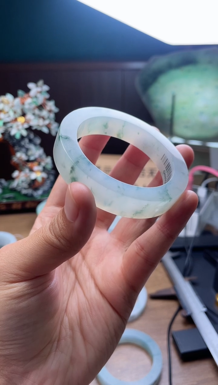 【闪购商品】定制翡翠手镯未镶嵌定制