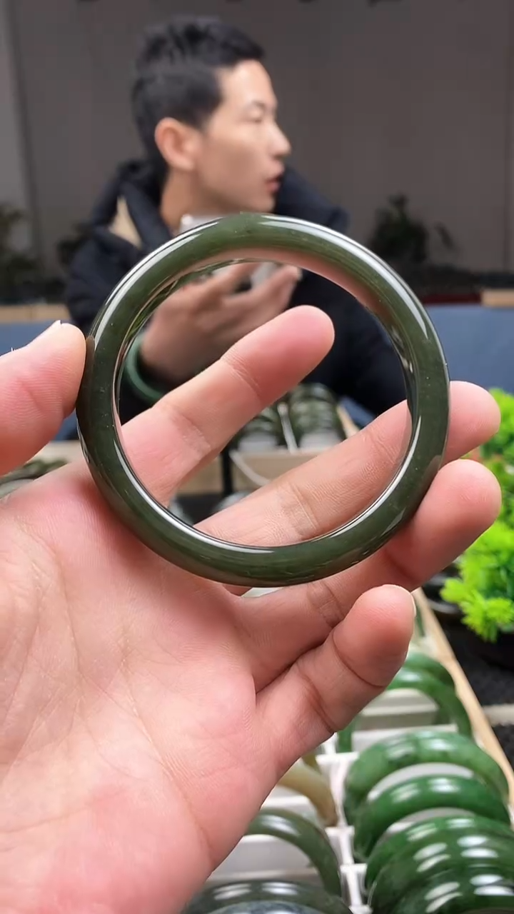 【闪购商品】和田玉手镯未镶嵌60.9