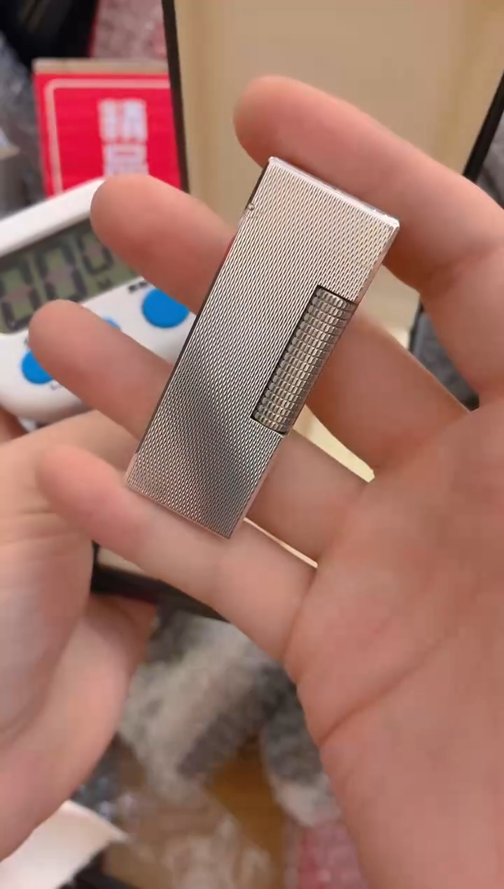 ✭****辰中古打火机闪购链接