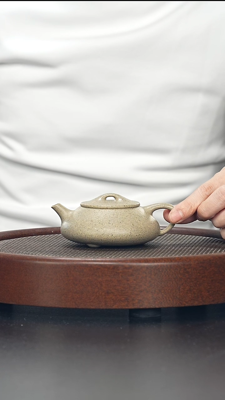 茶壶紫砂光明石瓢-黑段-全手工无添加-160cc（完美品）