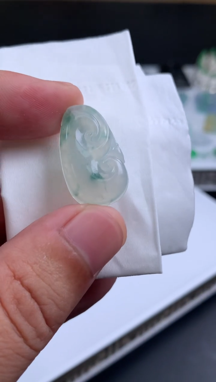 【闪购商品】定制翡翠未镶嵌翡翠