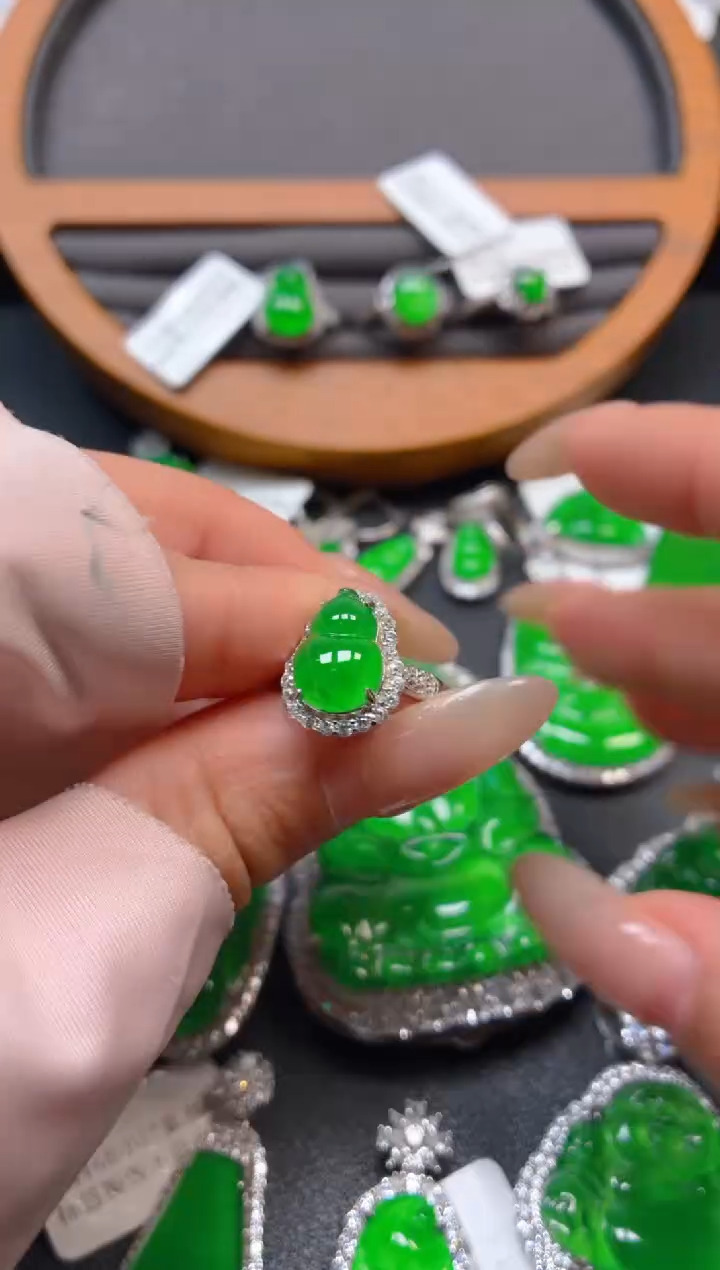 吊坠(不含链)银S925镶嵌翡翠1