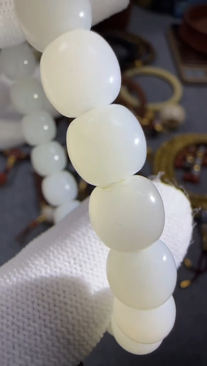 【闪购商品】和田玉手链未镶嵌手串