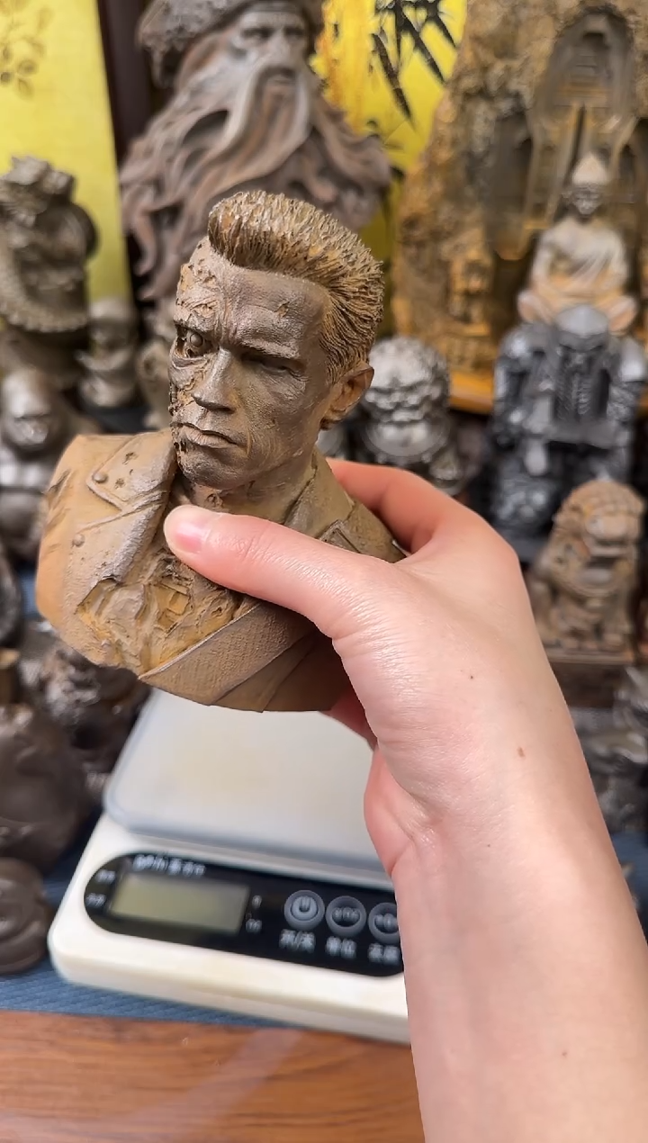 铁精致潮玩摆件终结者