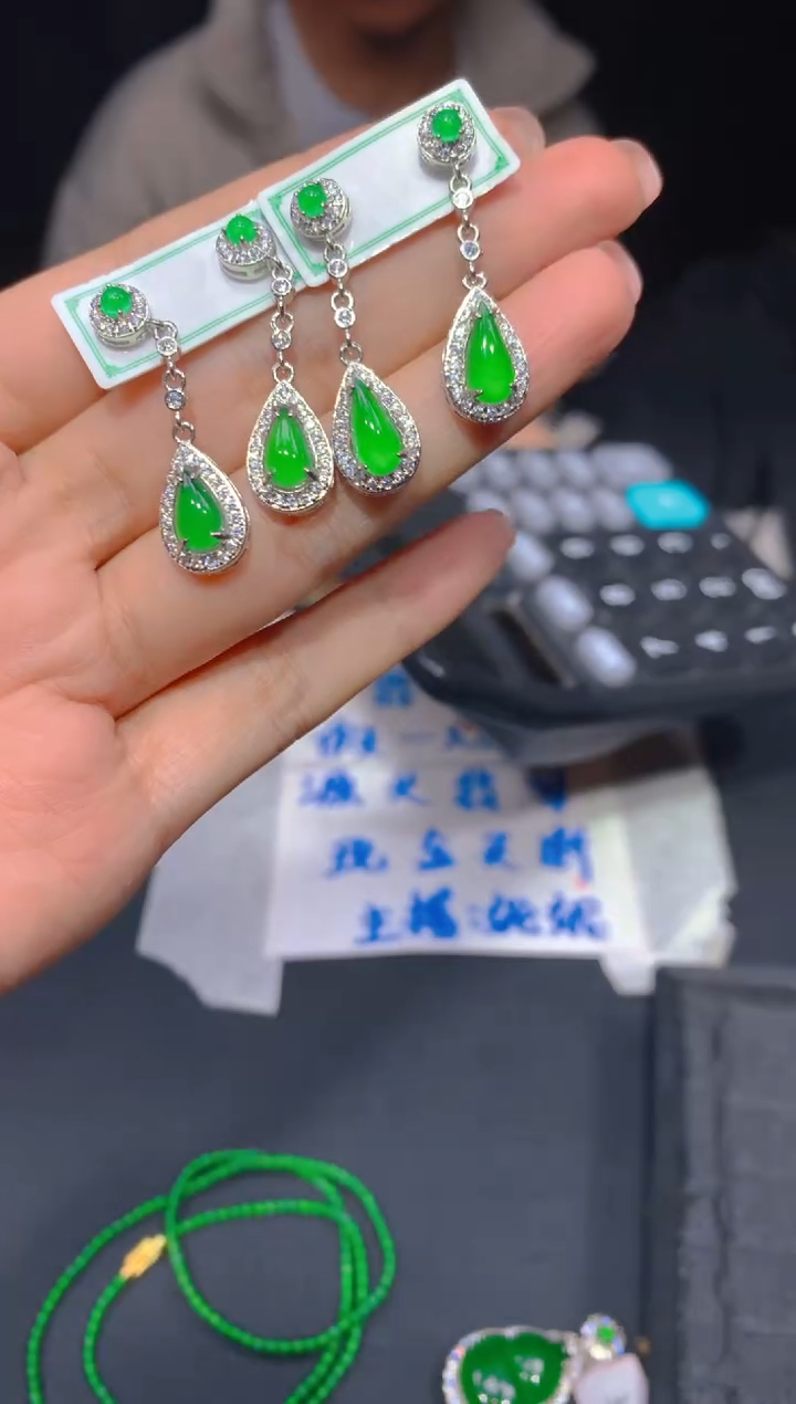【闪购商品】定制翡翠未镶嵌279多样性发货（发其一）