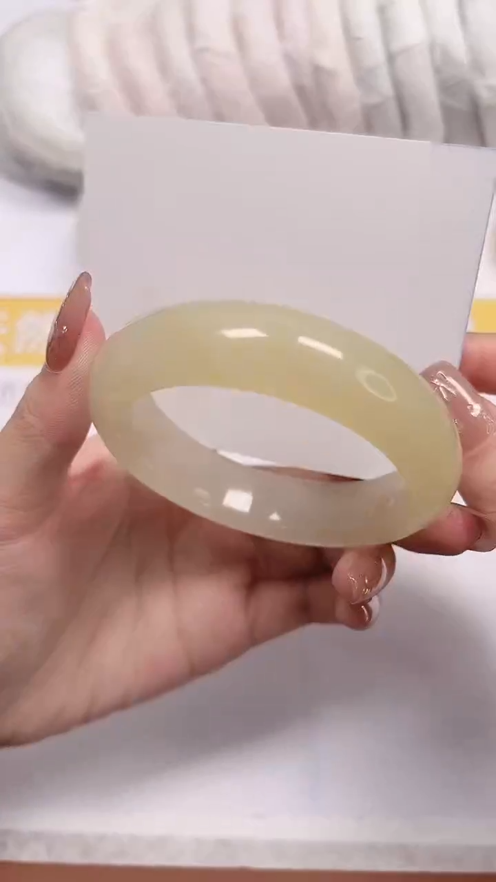 石英质玉手镯未镶嵌a327-55.8