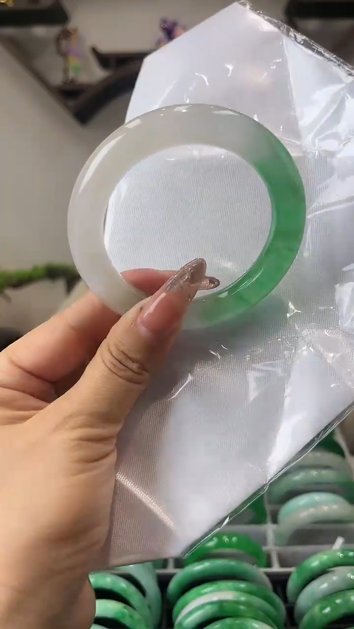 【闪购商品】砖雕a25 圈口55 独货手镯