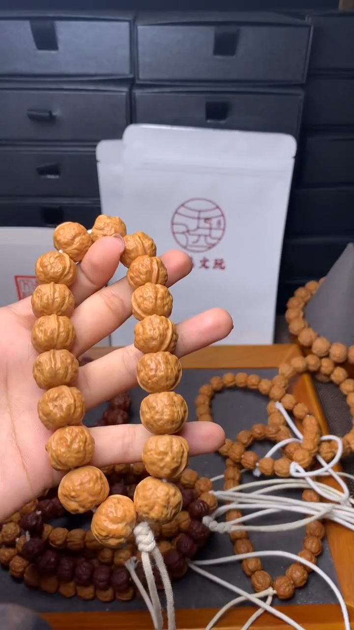 【闪购商品】猴头核桃手串蟾宗手持