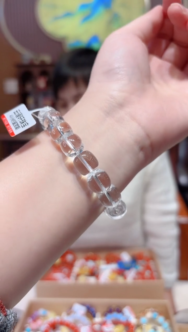 【闪购商品】水晶手串未镶嵌设计款珠串