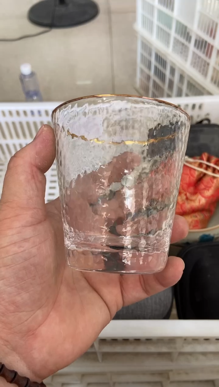 杯无运费险有瑕疵的摄影的产品有使用过的痕迹有点脏介意勿拍