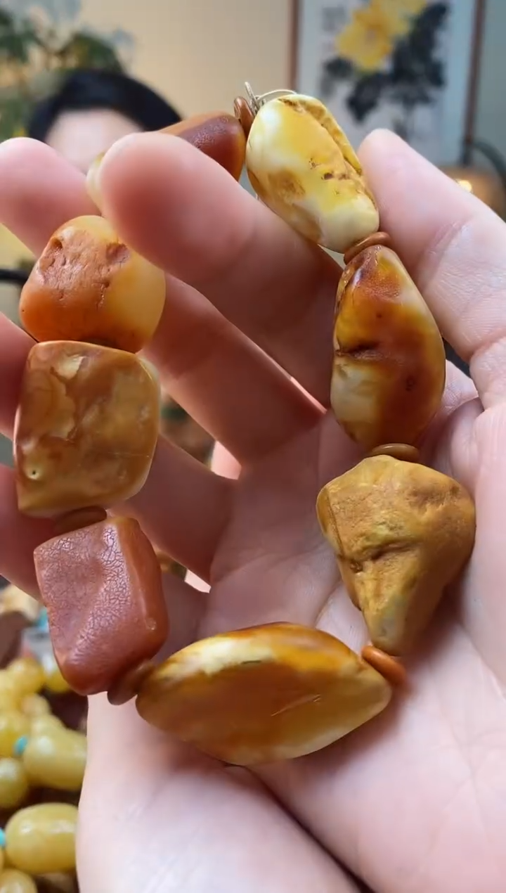 【闪购商品】蜜蜡手串未镶嵌手串