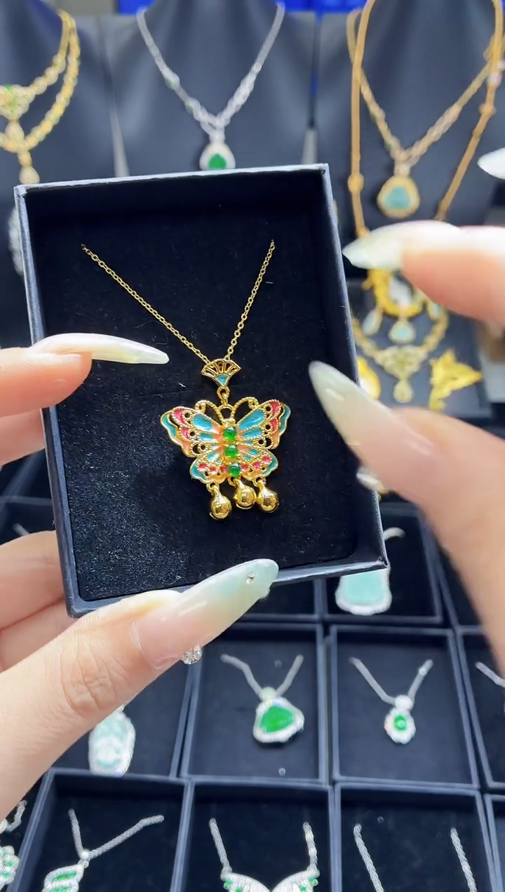 翡翠未镶嵌吊坠(不含链)天然翡翠a货 多样性发其一