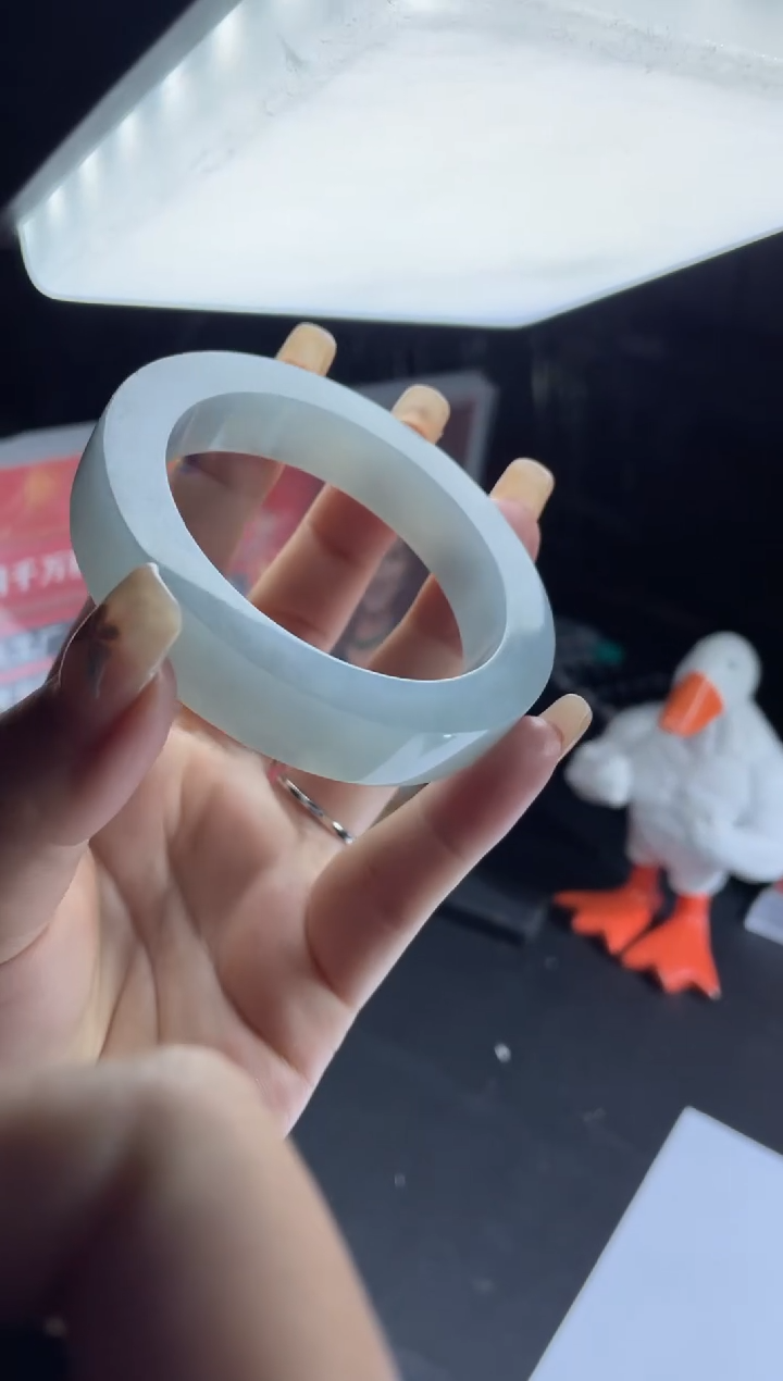 【闪购商品】定制翡翠手镯未镶嵌手镯DDQ/发一件