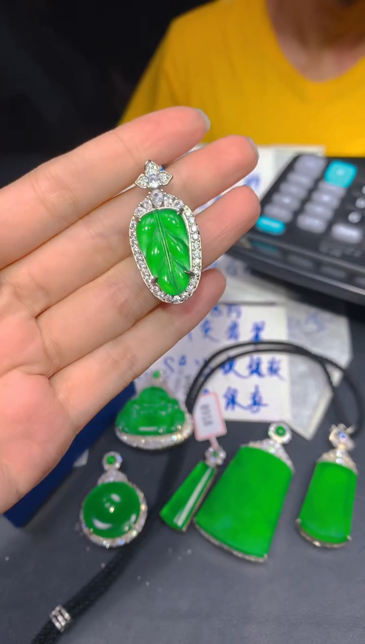 【闪购商品】定制翡翠未镶嵌249多样性发货（发其一）