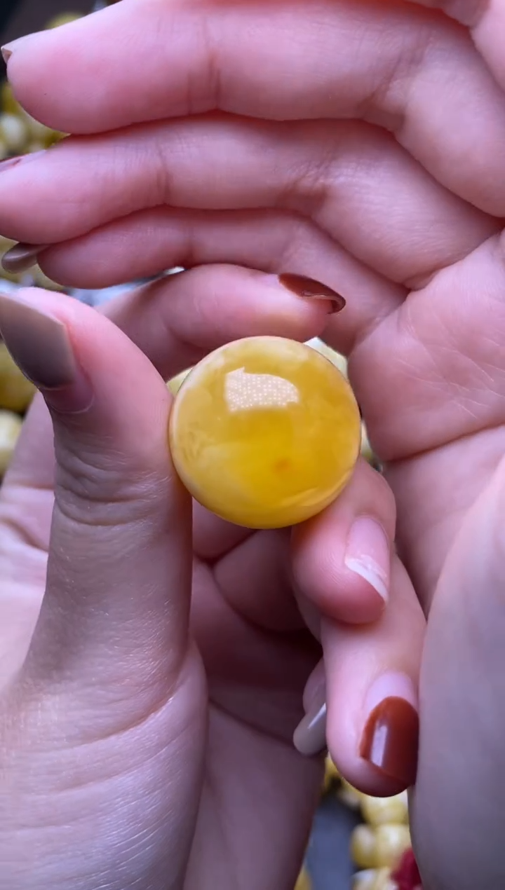 【闪购商品】琥珀裸石未镶嵌大小姐珠宝68