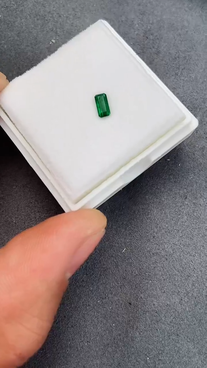 【闪购商品】祖母绿裸石未镶嵌0.35