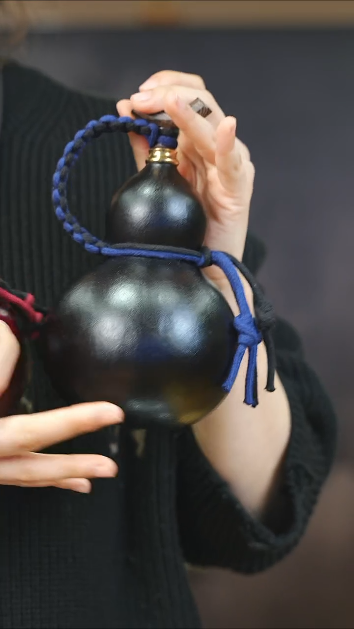 【闪购商品】XJ267大漆酒葫芦不包手串及旋转底座