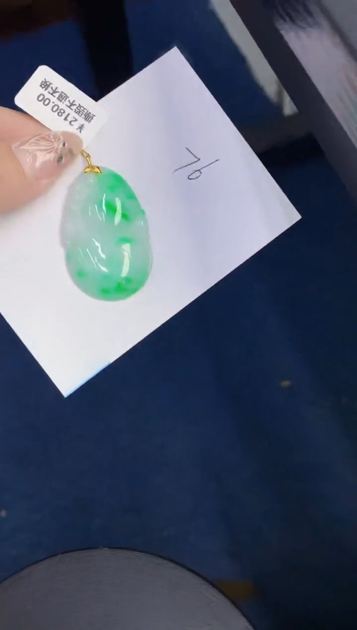 【闪购商品】翡翠颈饰18K金镶嵌000000000000