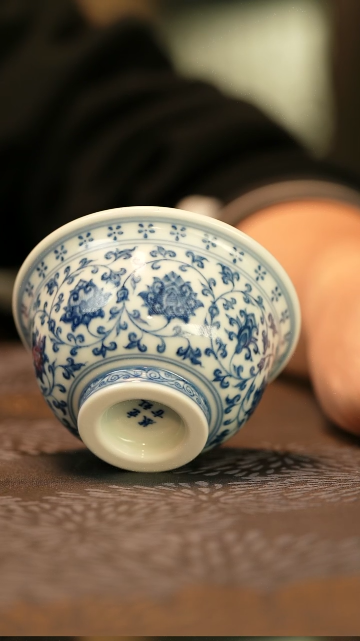 中式超**家特价垂虹幕古双狮缠枝莲压手