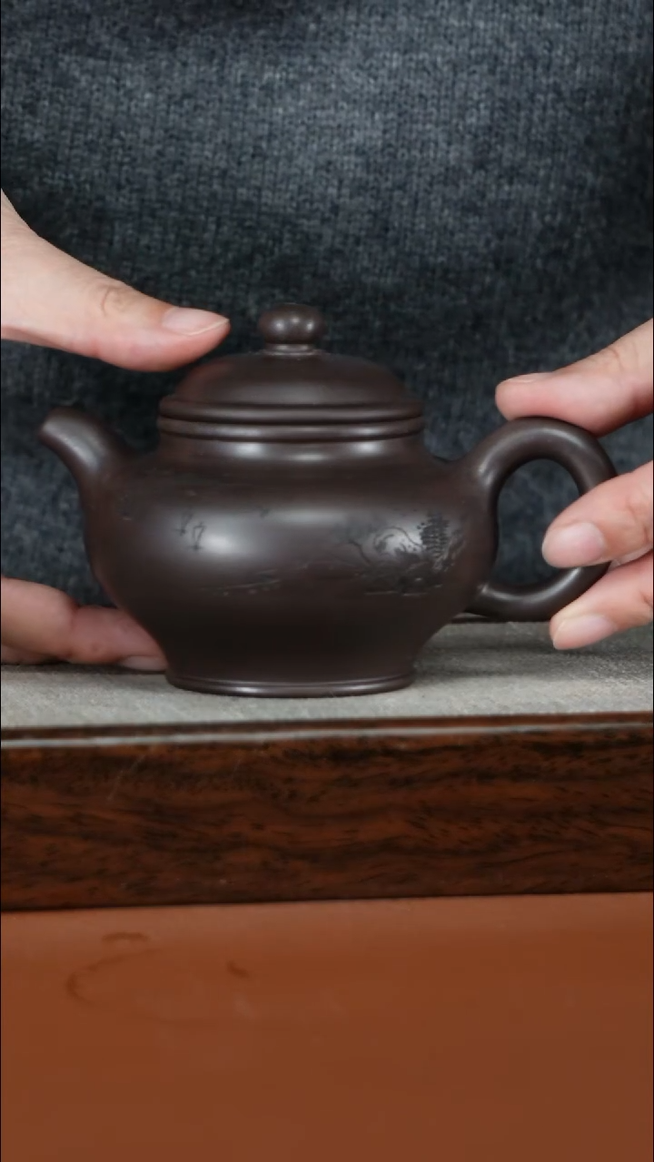 茶壶紫砂百目老紫泥刻绘华颖200CC