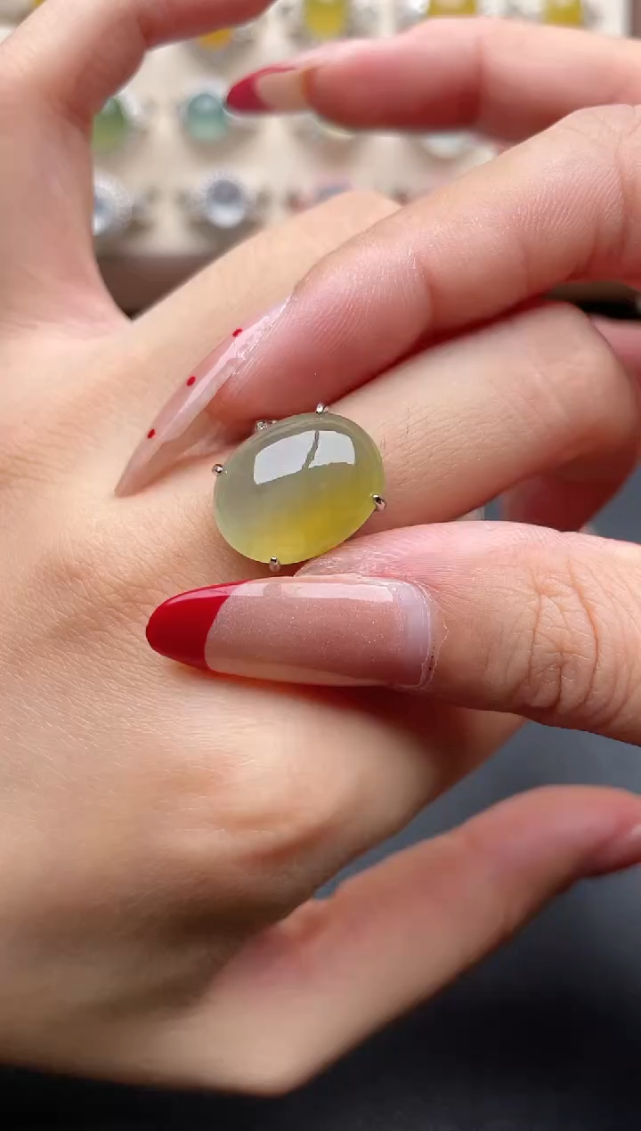 【闪购商品】翡翠戒指银S925镶嵌一物一证一礼盒