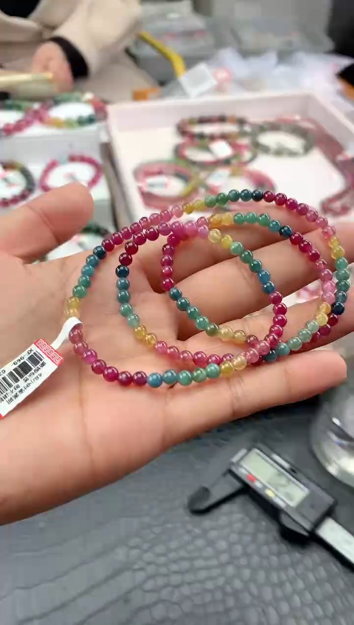 【闪购商品】碧玺手串未镶嵌多样性发一条