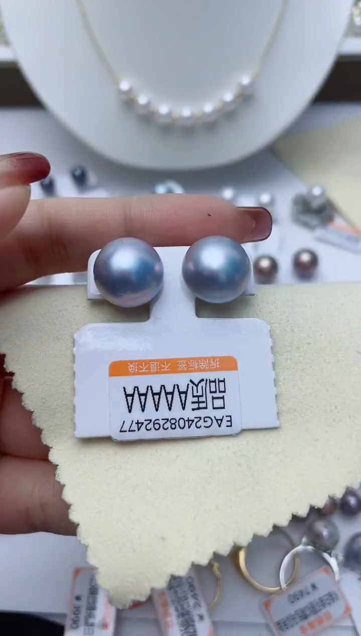 【闪购商品】拼合珍珠（马贝珠）耳饰18K金镶嵌W81