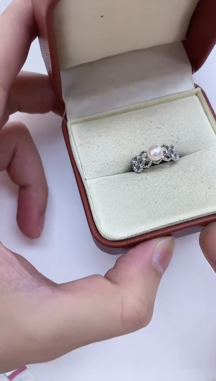 银S925镶嵌海水珍珠戒指