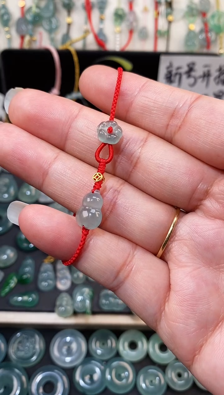 散珠翡翠葫芦小花手绳  手围15