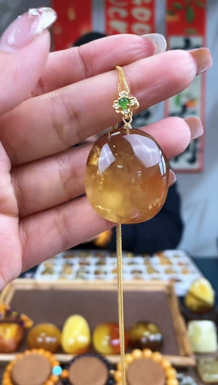 【闪购商品】琥珀裸石未镶嵌基地发货 一物一证 顺丰包邮