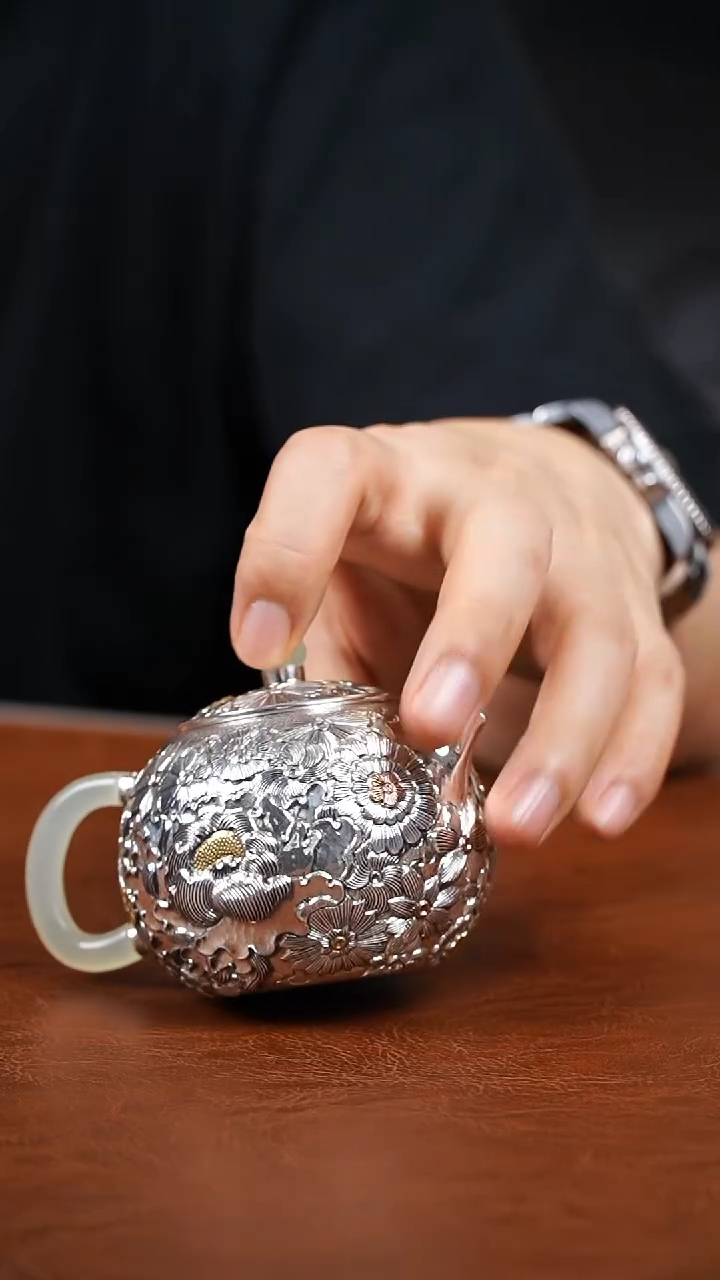足银茶壶足银茶壶