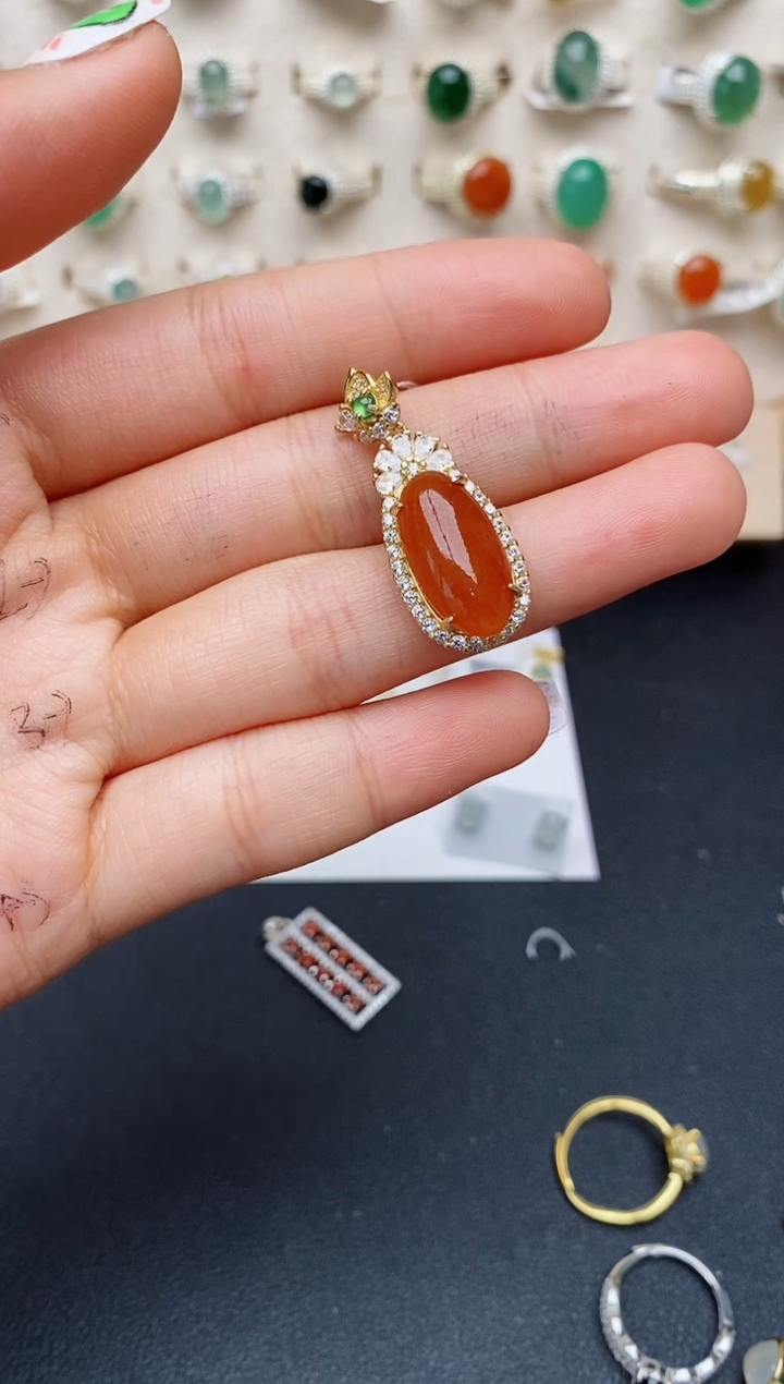 【闪购商品】翡翠颈饰银S925镶嵌缅甸翡翠