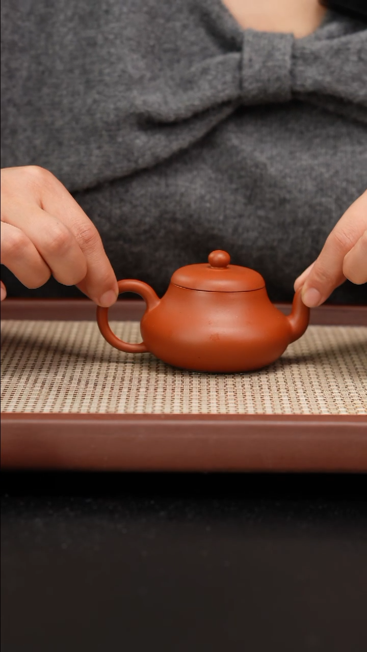 【闪购商品】紫砂茶壶黄龙山朱泥君德120