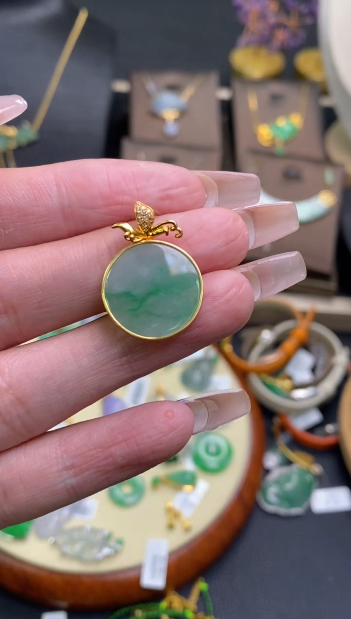 【闪购商品】翡翠颈饰18K金镶嵌净货13193