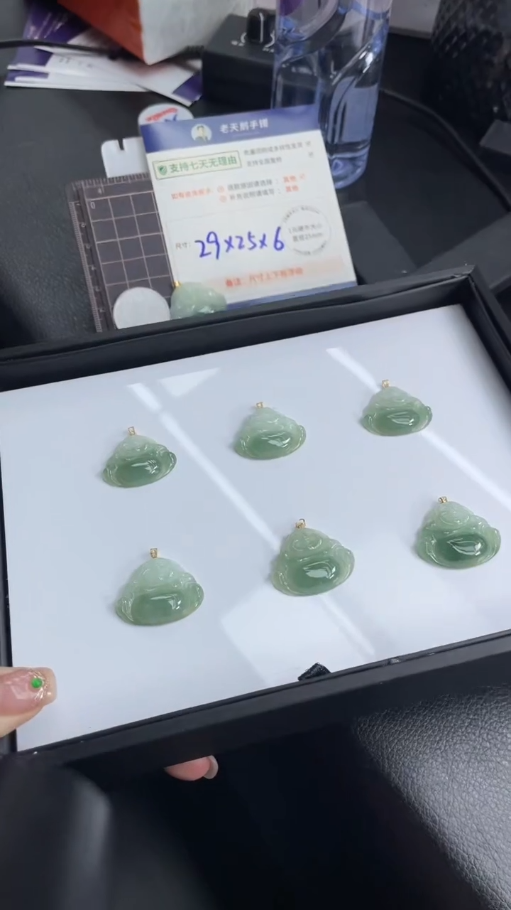 【闪购商品】翡翠颈饰18K金镶嵌翡翠佛公15多样性发其一CP