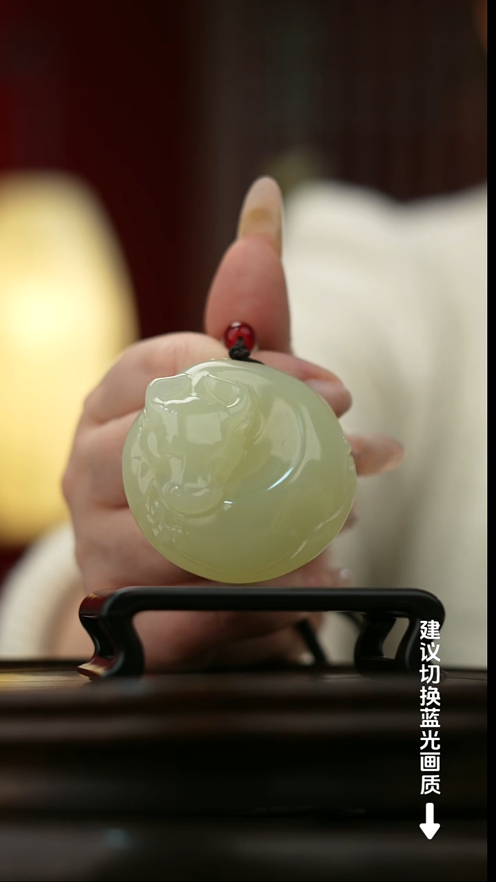 玉【扭转乾坤】天然玉石手把件