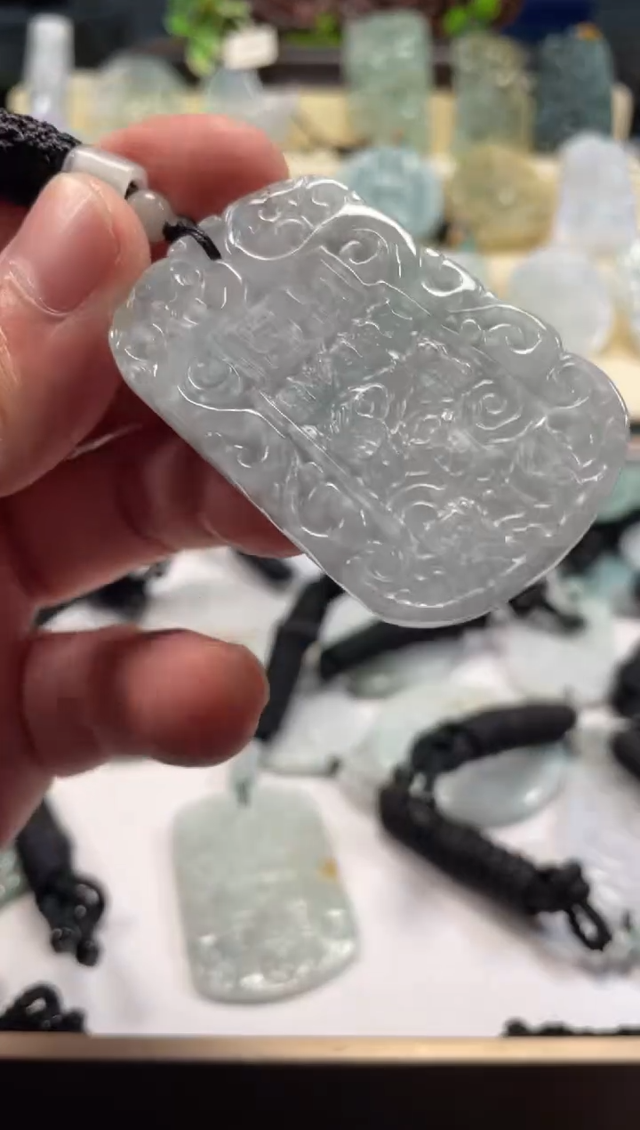 颈饰未镶嵌翡翠12/22/061