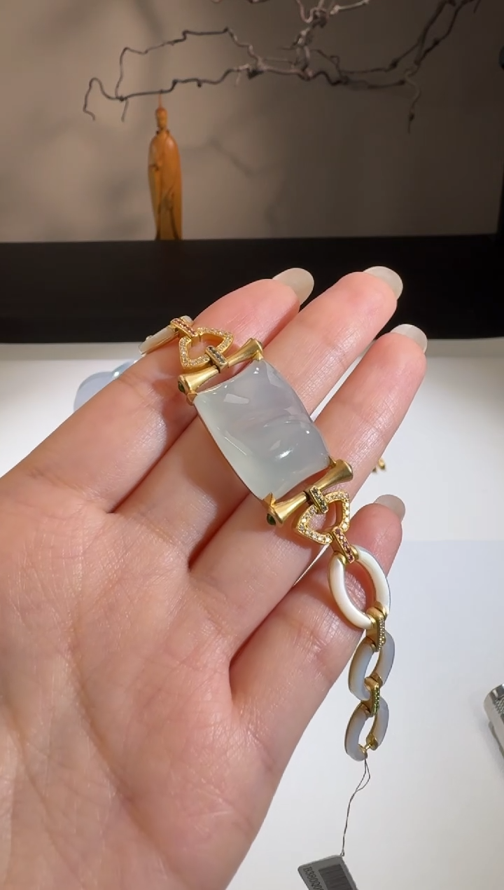 【闪购商品】翡翠手链18K金镶嵌【鑫鑫】