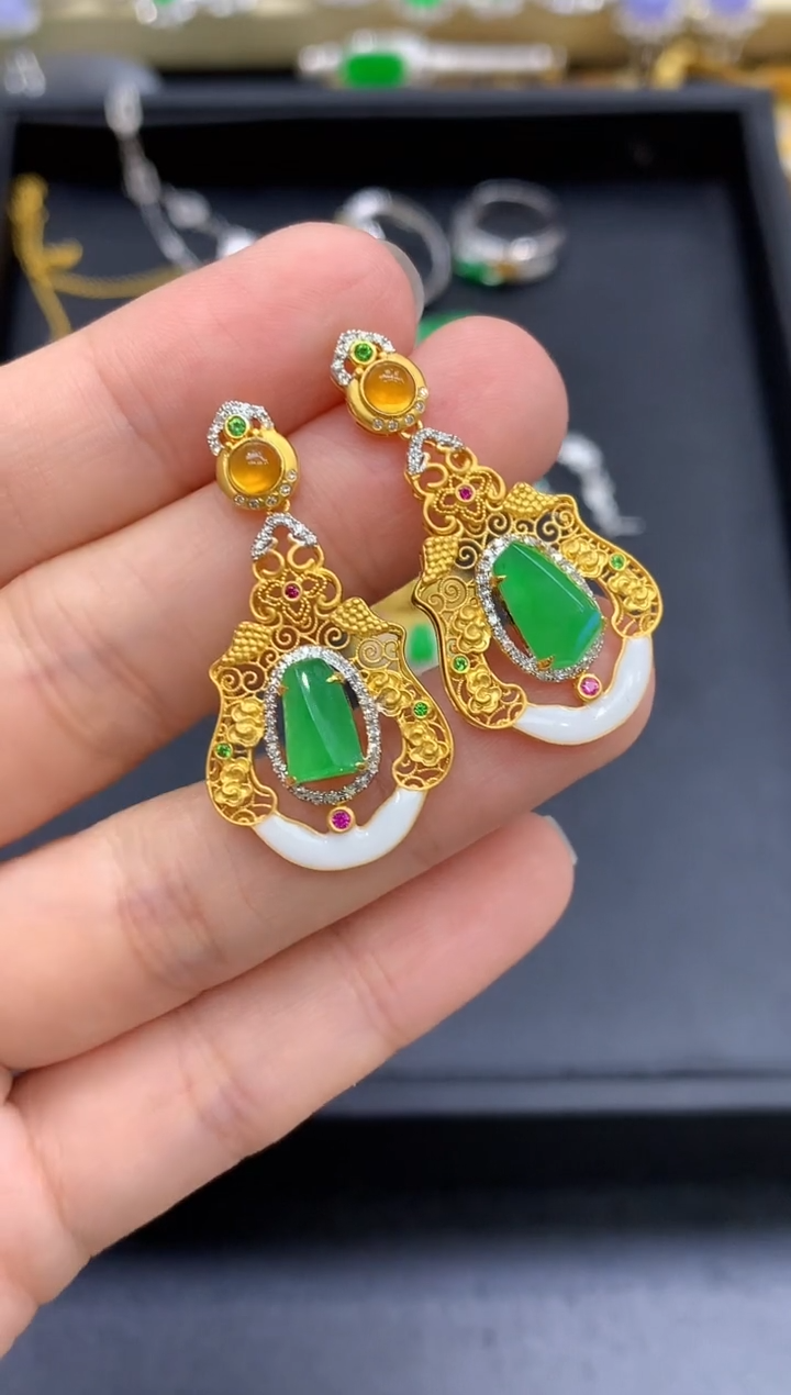 18K金镶嵌翡翠耳饰739-中国好珍宝