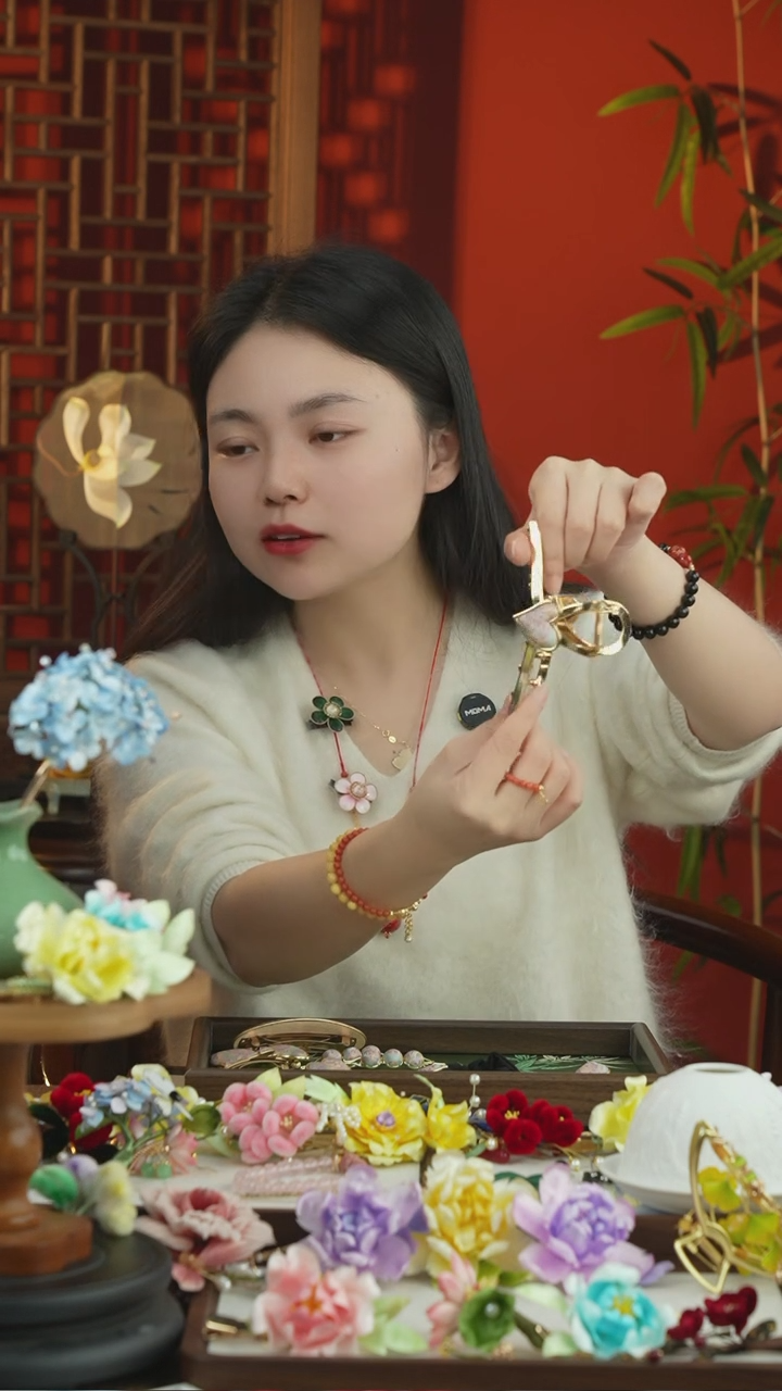 刺绣闪购纯手工非遗国风饰品