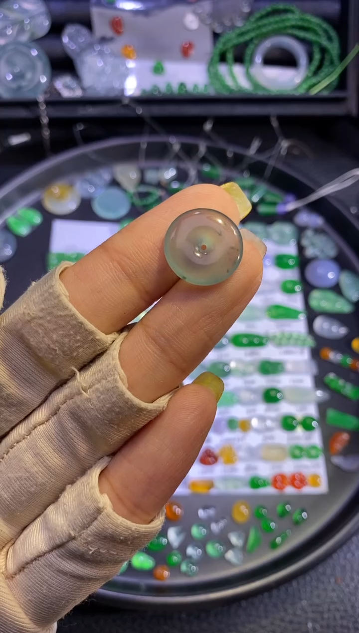 未镶嵌挂件翡翠扣子