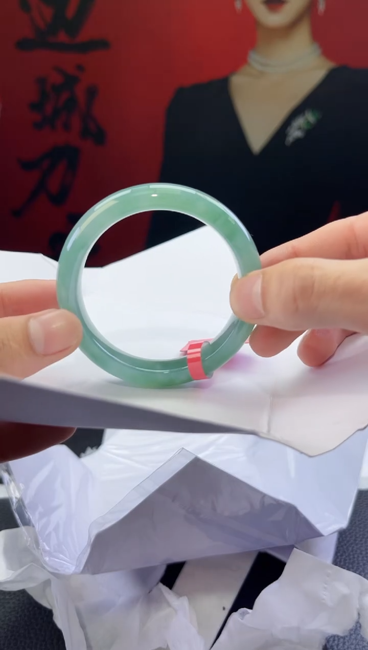 【闪购商品】翡翠手镯未镶嵌翡翠手镯