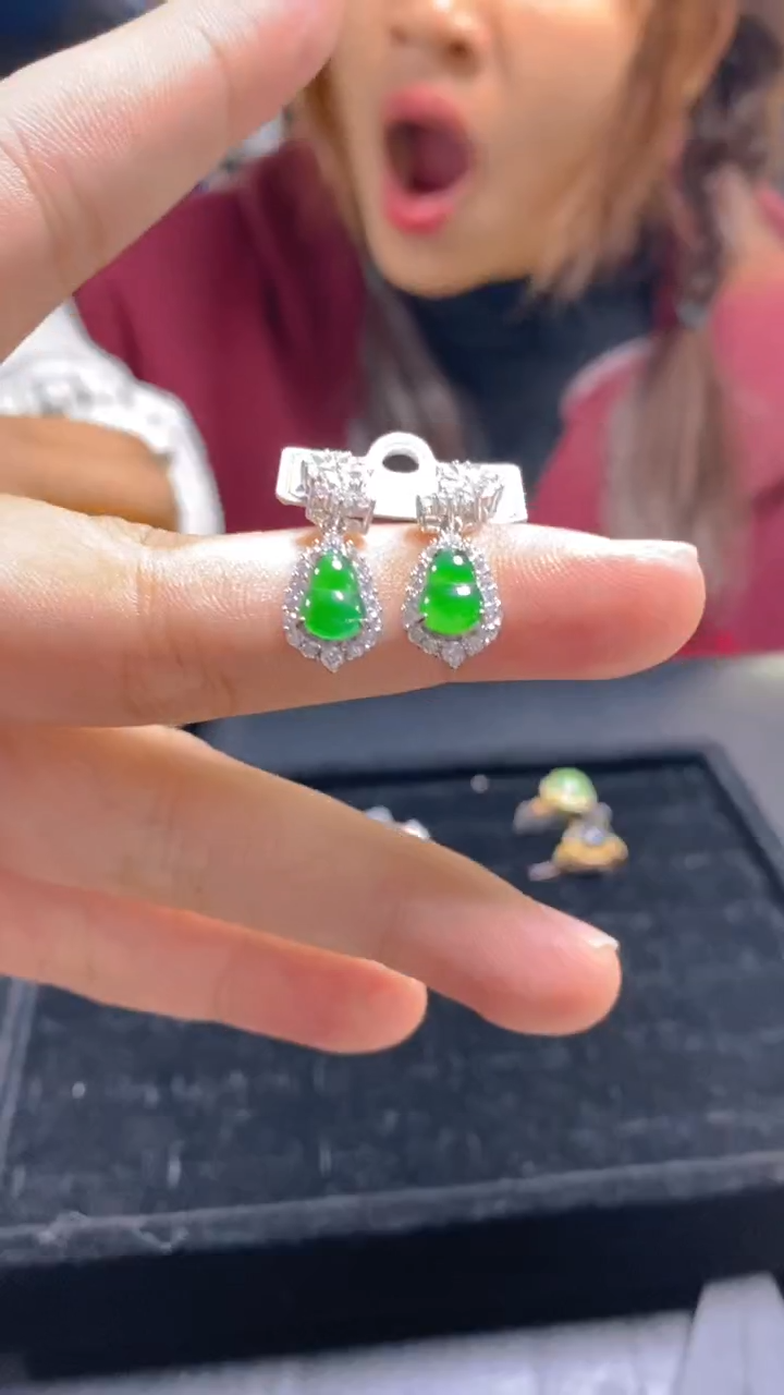 【闪购商品】翡翠耳饰未镶嵌0565221589多样性发一