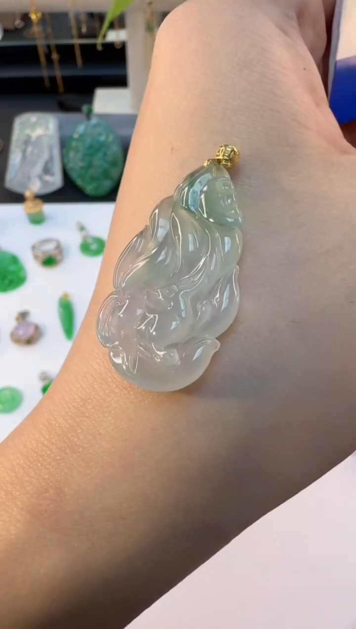 【闪购商品】翡翠颈饰18K金镶嵌缅甸翡翠A货吊坠