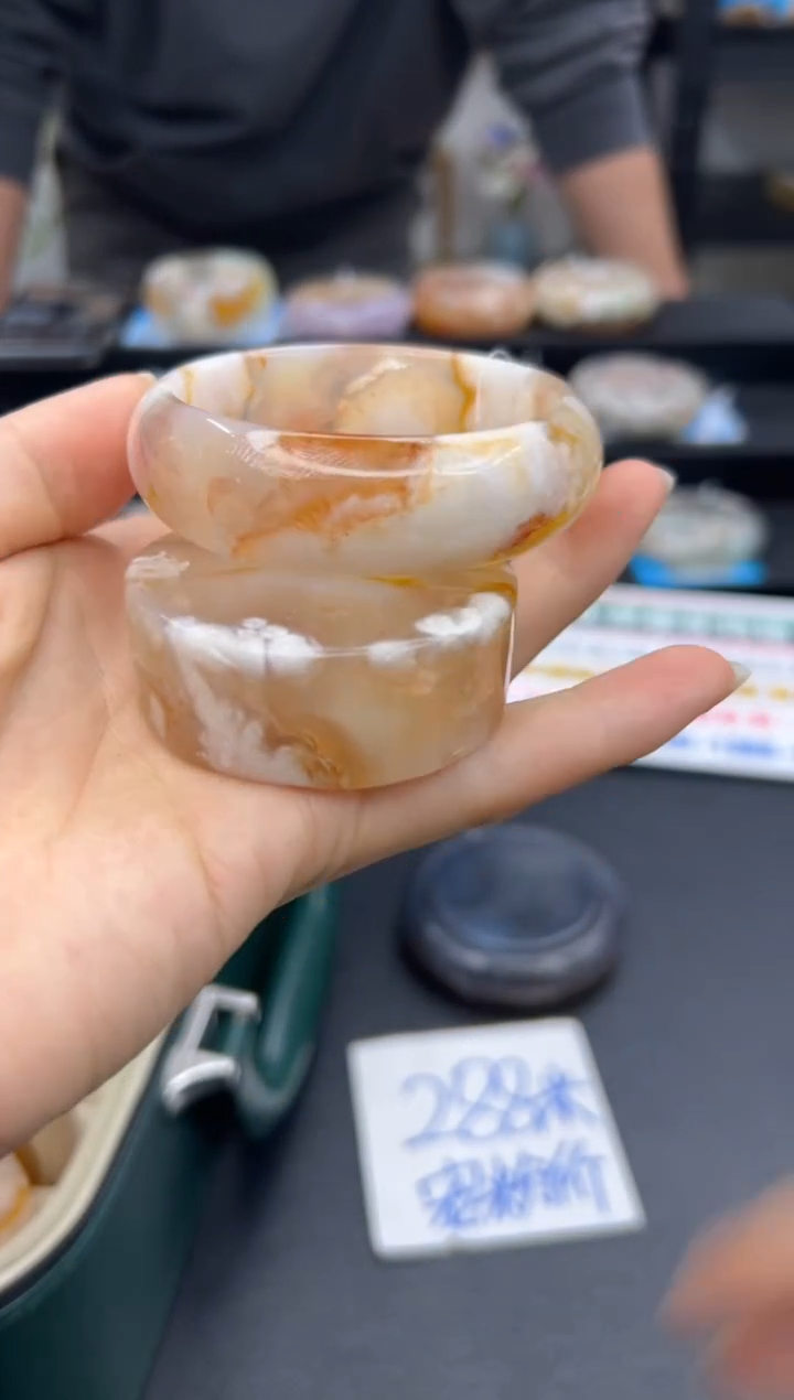 【闪购商品】石英质玉手镯未镶嵌A297(52圈赠送镯心)