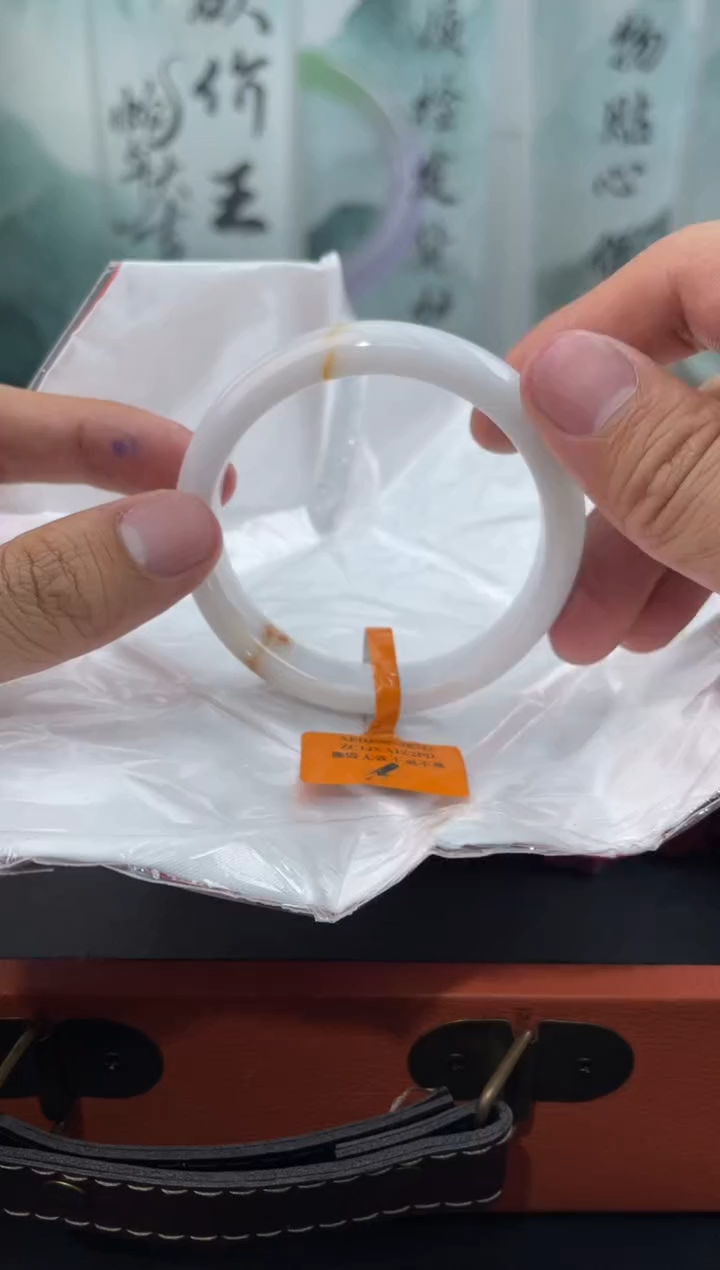 翡翠未镶嵌手镯15翡翠手镯