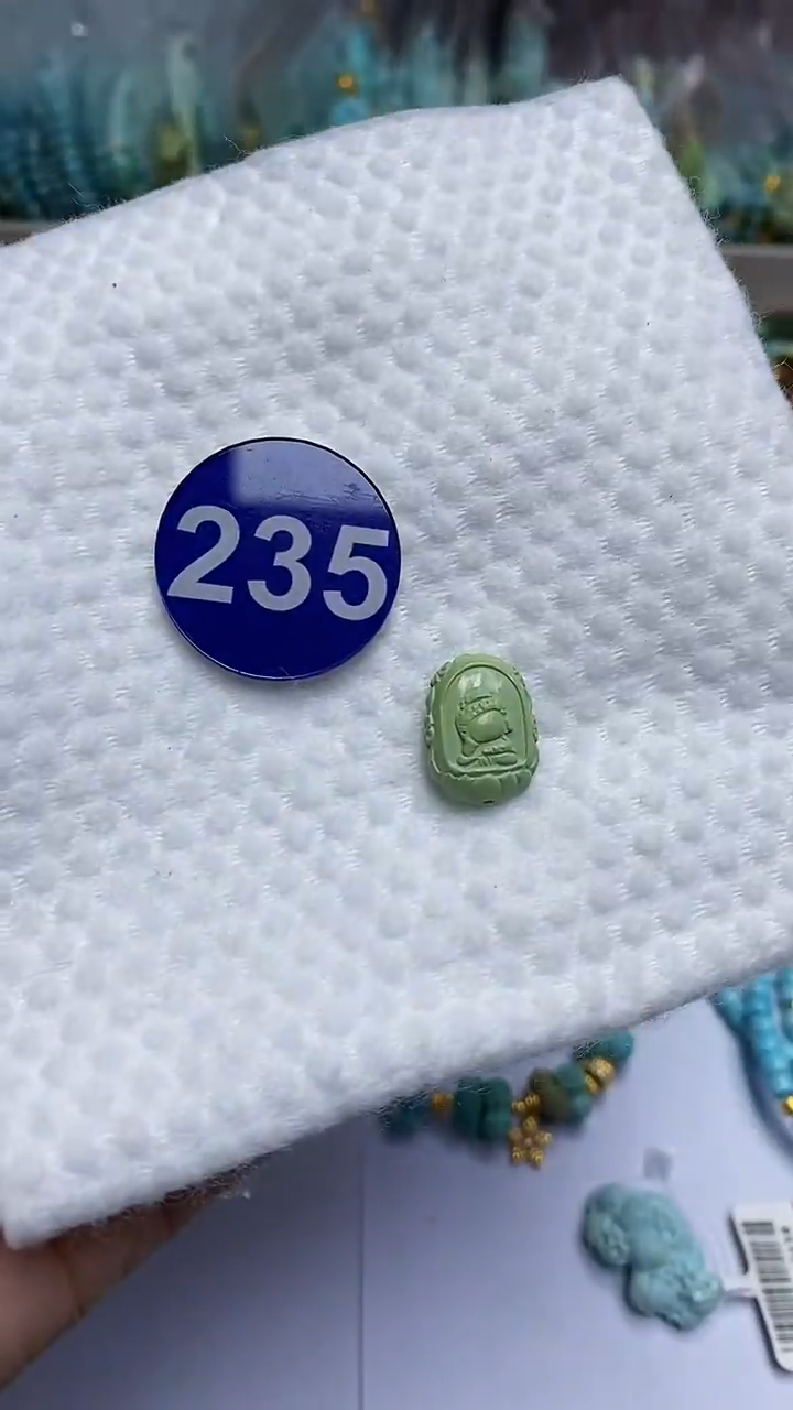 【闪购商品】绿松石雕刻件未镶嵌235