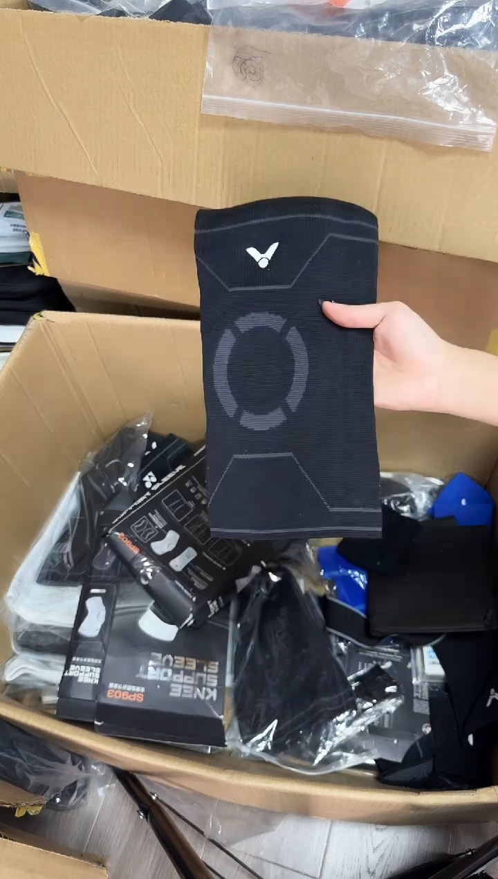 VICTOR胜利正品微瑕球拍球服护具 90