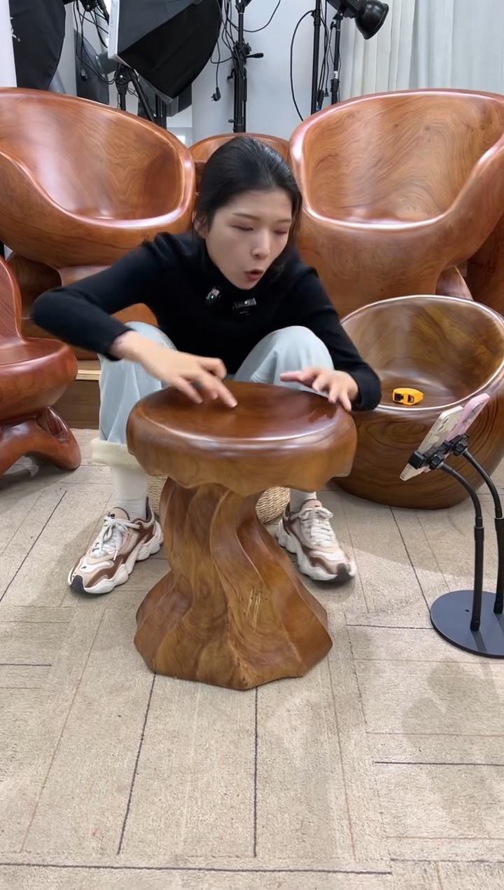 【闪购商品】稳定木实木创意凳子